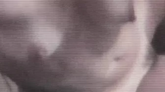 Жена изменяет мужу, трахаясь с любовником на семейной кровати, не зная о скрытых камерах